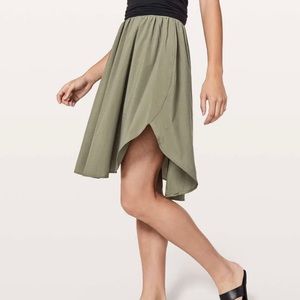 lululemon The Everyday Skirt, Sage size 6